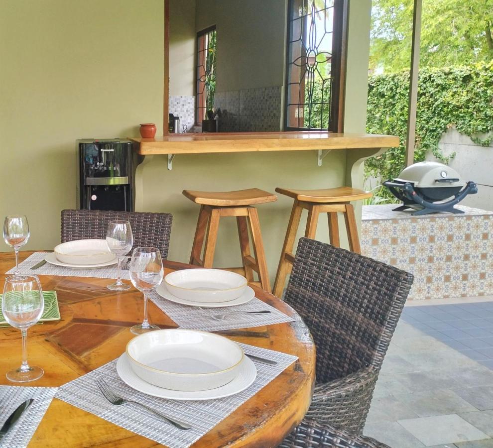 Villa Jeruk 셀롱 벨라낙 외부 사진
